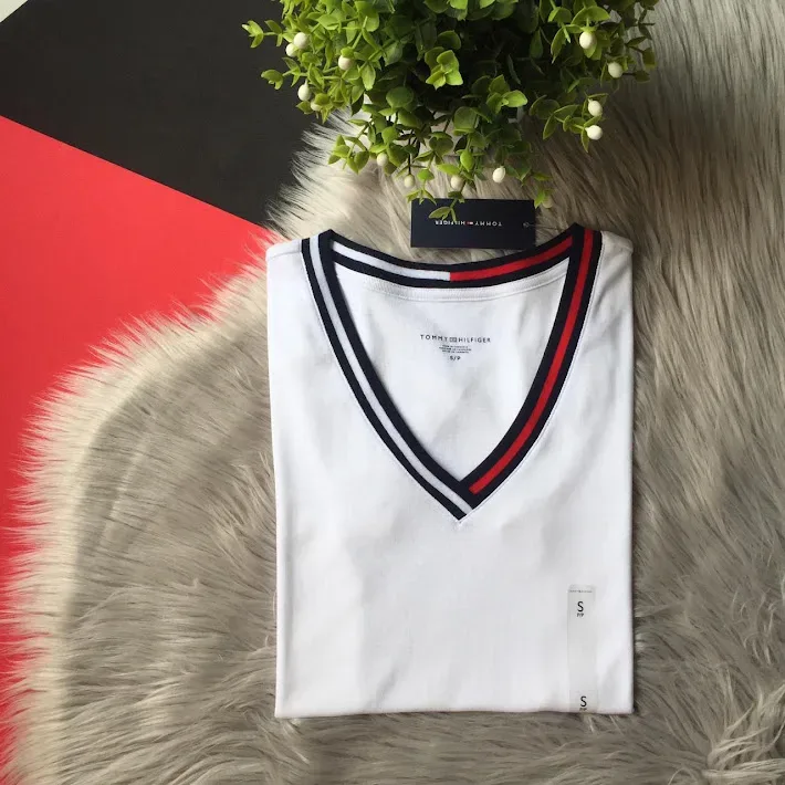Camiseta Tommy Hilfiger para dama color blanca