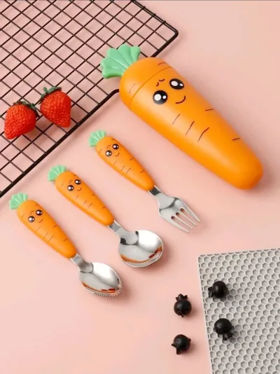 set de cubiertos con diseño de zanahoria