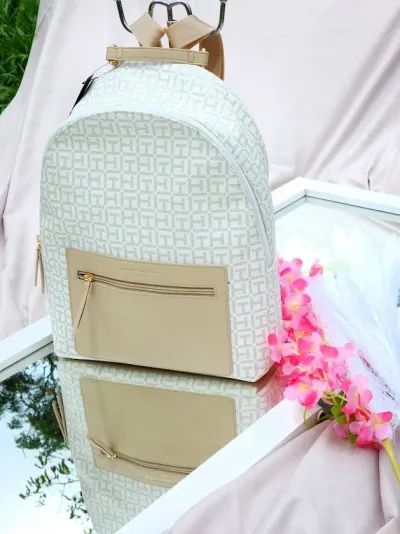 Bolso Tommy Hilfiger para dama color blanco