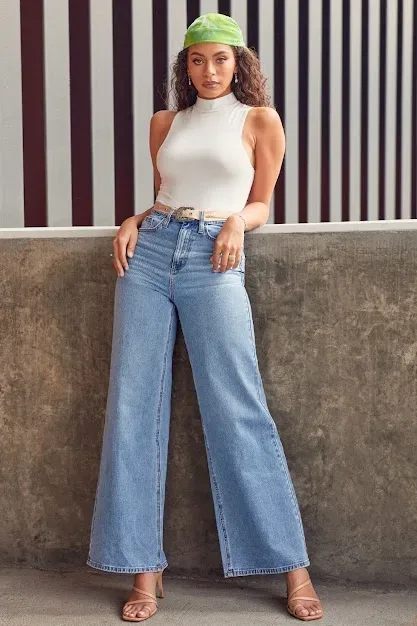 Jeans YMI para dama color azul claro 08M