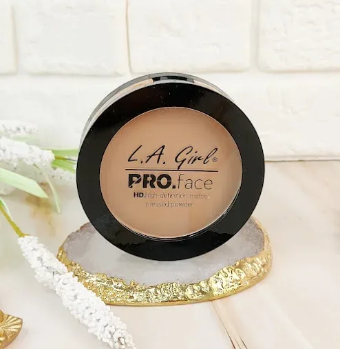 Polvos compactos mate L.A. Girl para dama GPP607