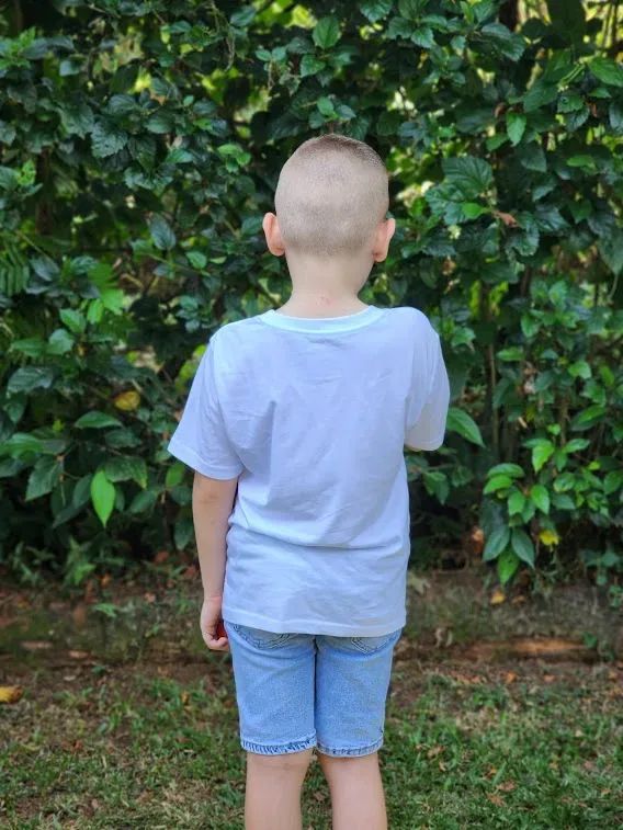 Camiseta Tommy Hilfilger para niño color blanco
