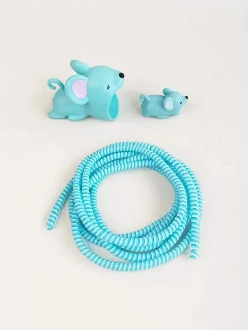 Funda protectora para cargador celeste diseño de ratón