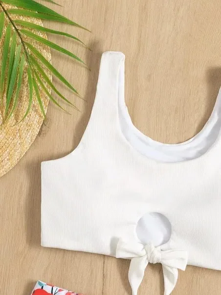 Vestido de baño para dama color blanco con diseño floral