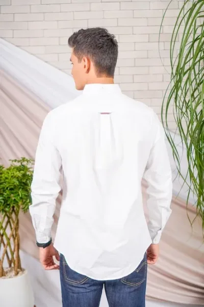 Camisa Tommy Hilfiger para caballero color blanco