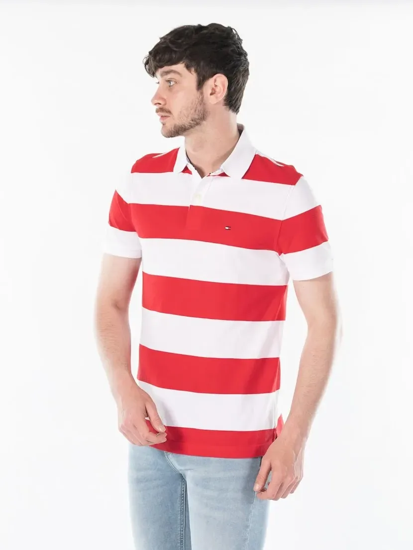 Camiseta Tommy Hilfiger para caballero diseño a rayas color rojo y blanco