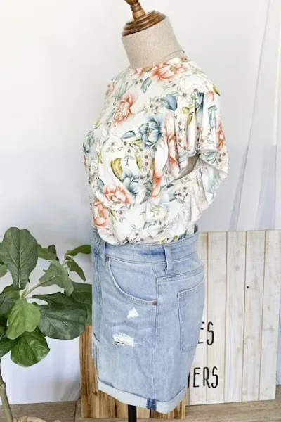 Blusa BE.A para dama con estampado floral