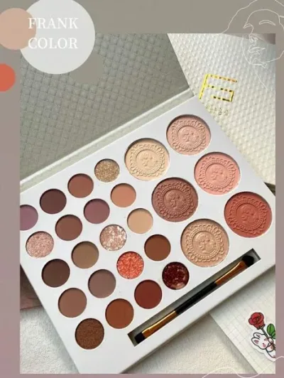 Paleta de sombra de ojos 20 colores de sombras, 2 rubores y contorno, Marca Frank color.