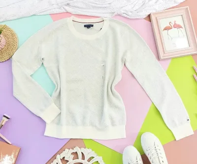 Suéter Tommy Hilfiger para dama color blanco y plateado