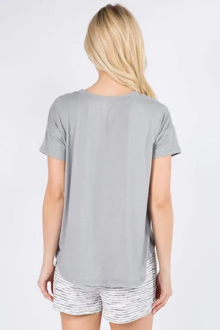 Pijama para dama color gris con blanco