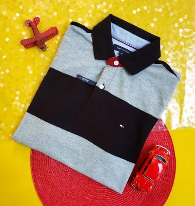 Camiseta Tommy Hilfiger para caballero de rayas