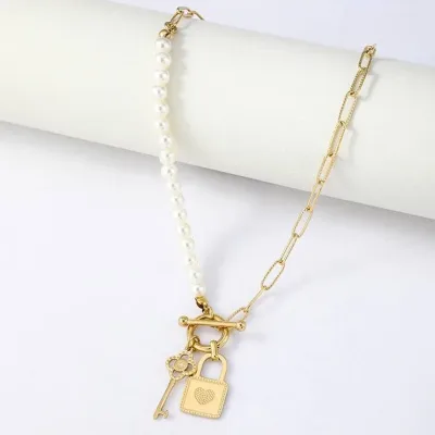 Collar de acero inoxidable para dama color dorado