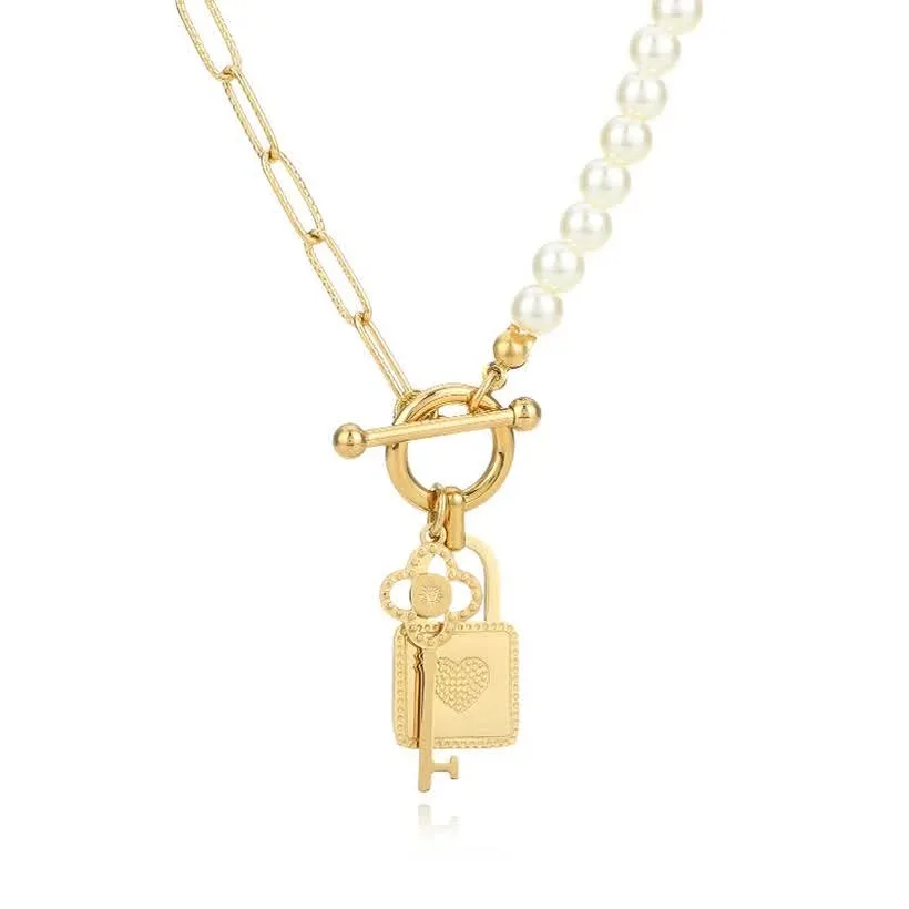 Collar de acero inoxidable para dama color dorado