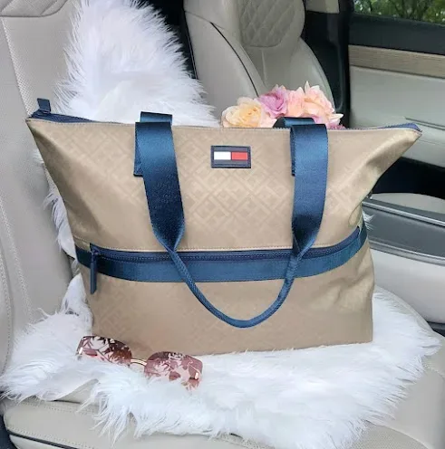 Bolso Tommy Hilfiger para dama color beige saturado