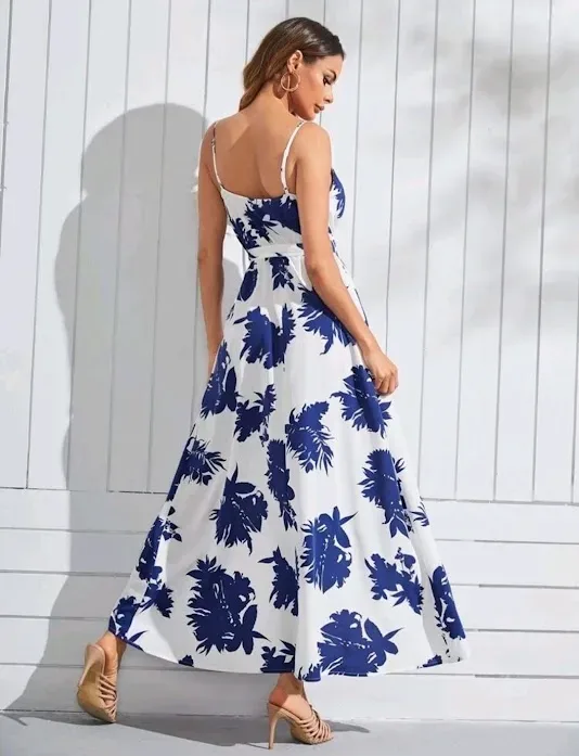 Vestido para dama con estampado tropical color blanco y detalles en azul