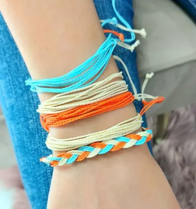 Set de pulseras para dama multicolor