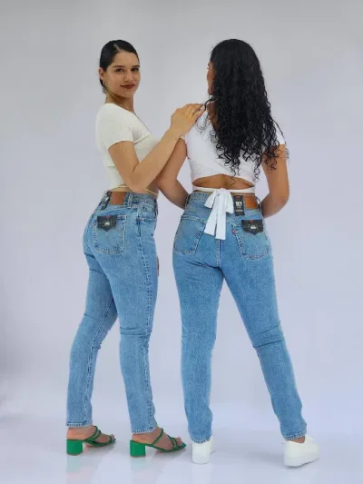 Jeans para dama Levis 501-0117
