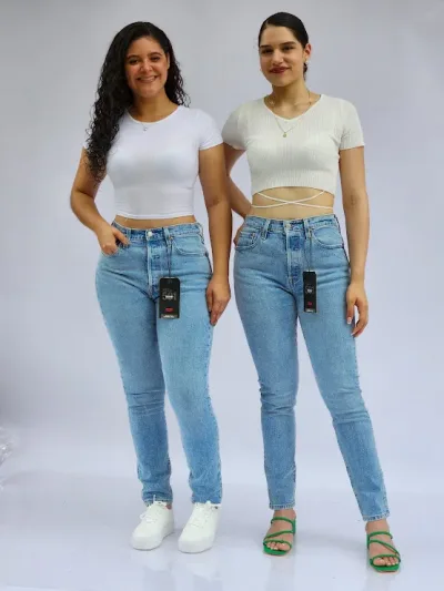 Jeans para dama Levis 501-0117