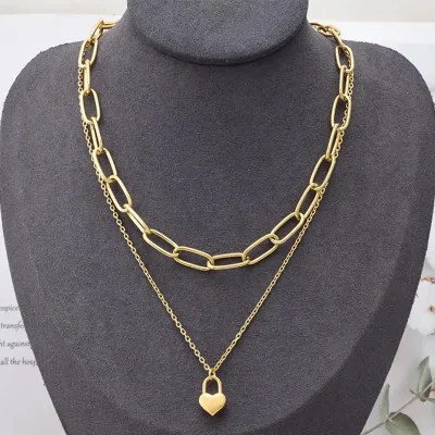 Collar de acero de titanio para dama color dorado
