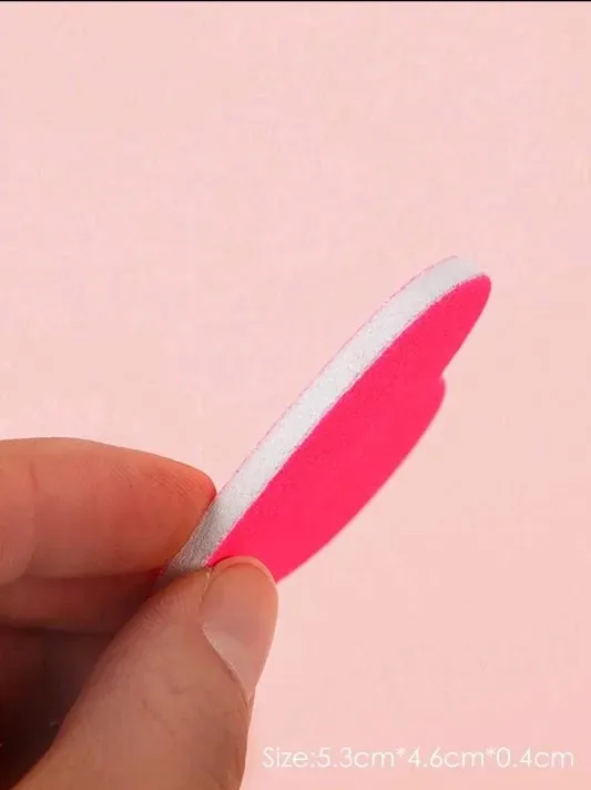 Lima para uñas en forma de corazón