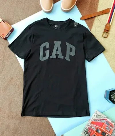 Camiseta GAP para caballero color negro