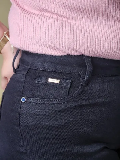 Short Hummer para dama