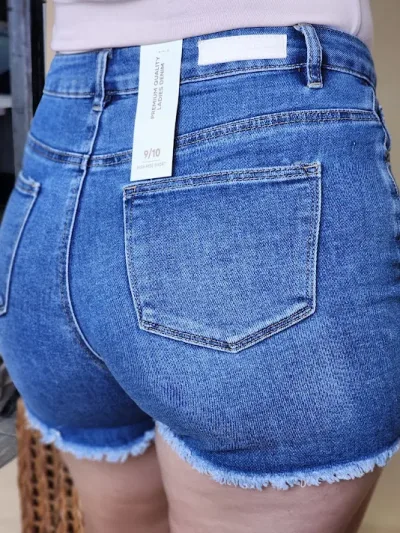 Short Hummer para dama