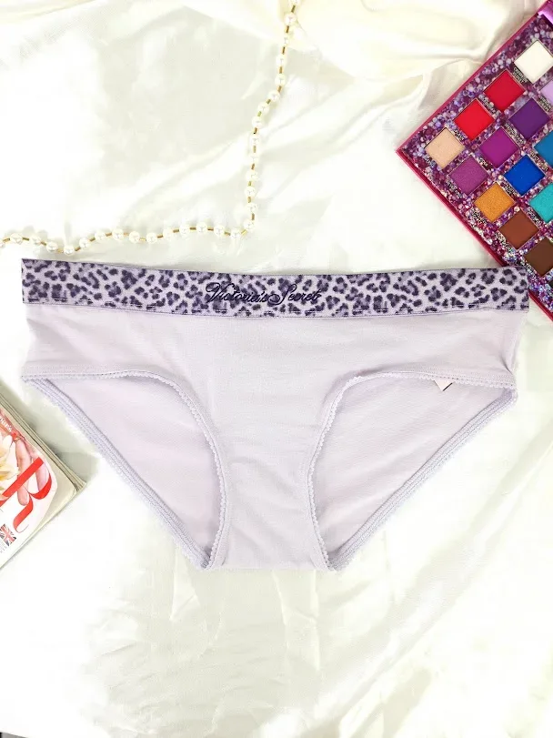 Braga Victoria's Secret para dama diseño animal print color lila