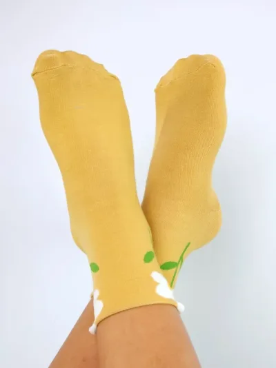 Medias para dama color amarillo