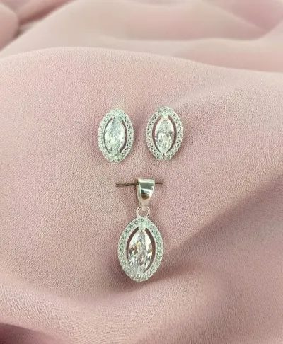 Conjunto de aretes y dije para dama plata 925 color plata