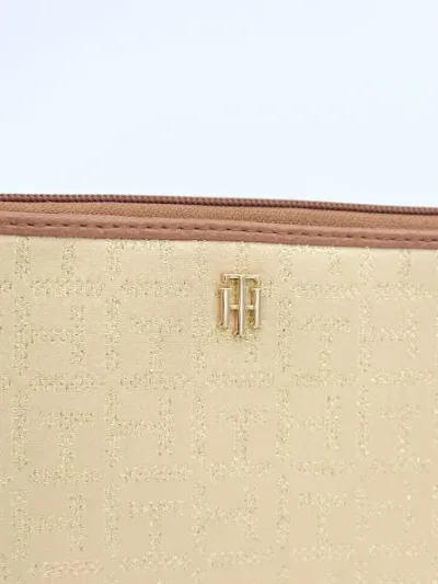 Cartera Tommy Hilfiger para dama color beige