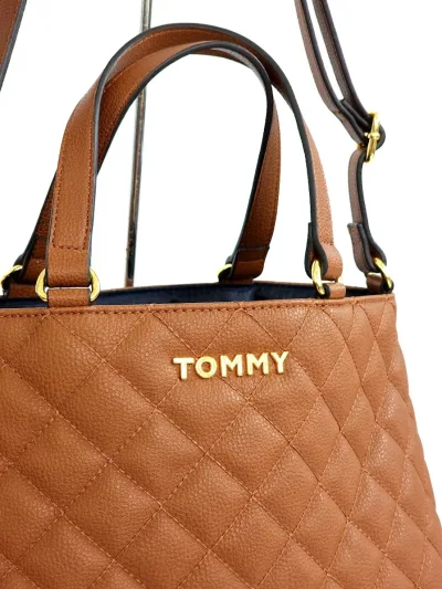 Bolso de hombro Tommy Hilfiger para dama color café