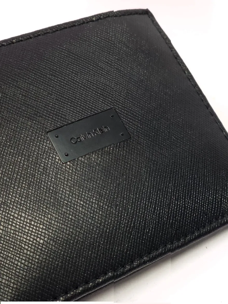 Billetera Calvin Klein para caballero color negro
