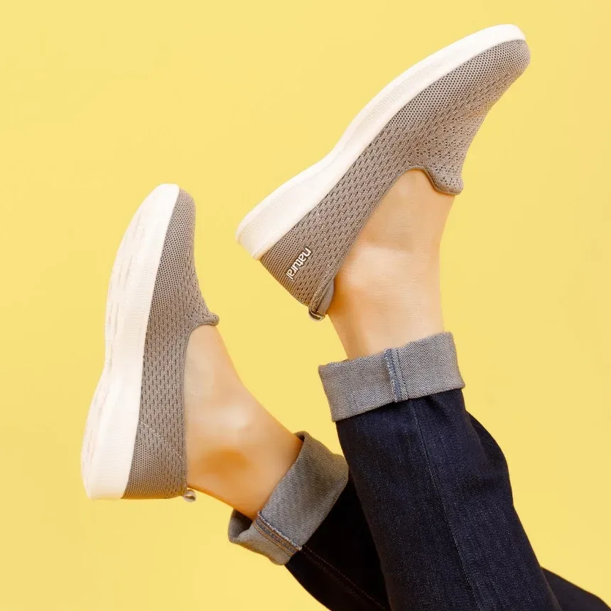 Zapato Natural Live 3 Grey para dama