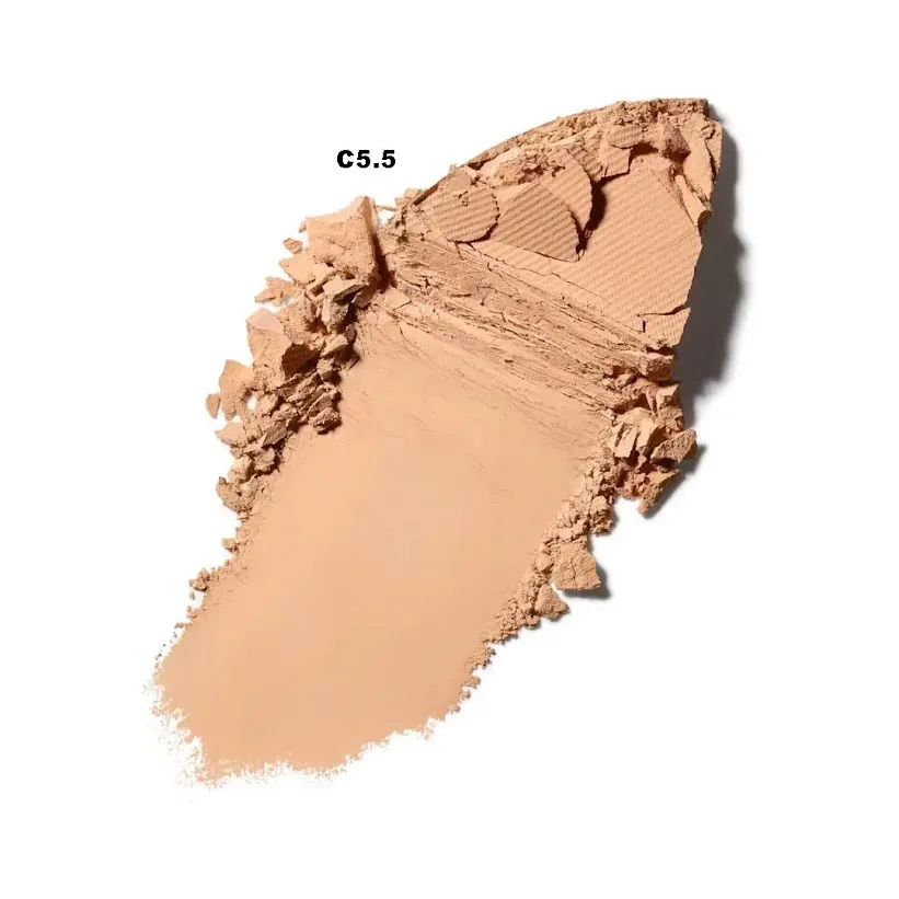 Base de maquillaje MAC en polvo para dama tono C5.5