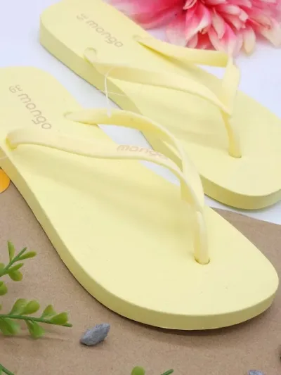 Sandalias Mango para dama color amarillo
