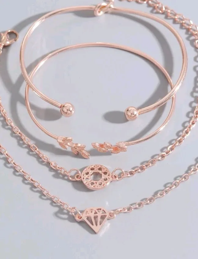 4 Pulseras para dama color oro rosa