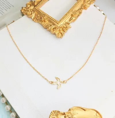 Collar para dama de fantasía