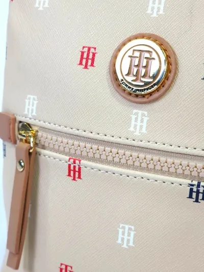 Bolso Tommy Hilfiger para dama color beige