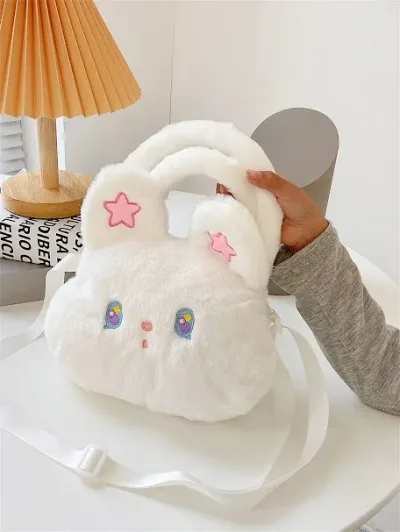 Bolso con diseño de conejo de peluche color blanco