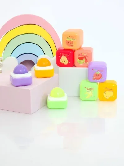 Bálsamos de colores con diseño de frutas al azar