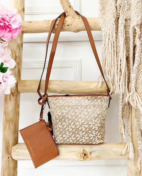 Bolso Tommy Hilfiger para dama color beige con café