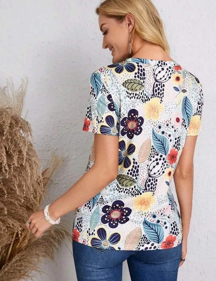 Camiseta para dama diseño floral