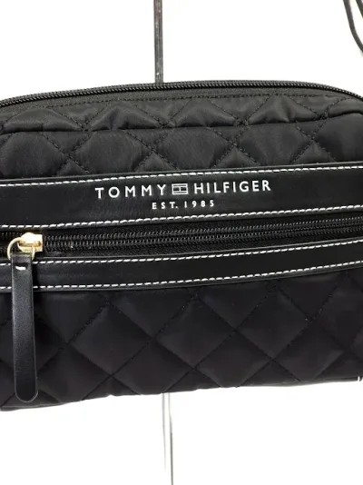 Bolso Tommy Hilfiger para dama color negro