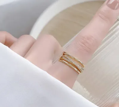 Anillo de fantasía.