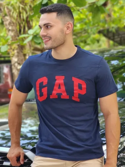 Camiseta para caballero GAP color azul