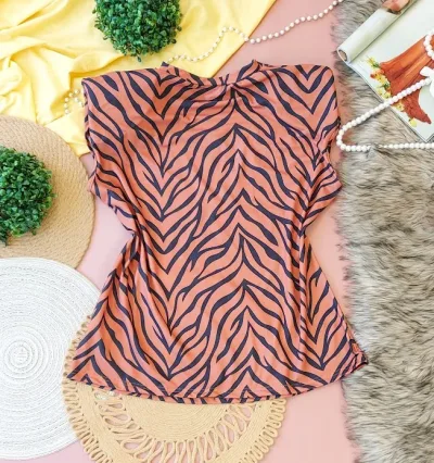Blusa para dama diseño a rayas color naranja