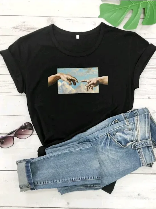 Camiseta para dama color negro con diseño de manos