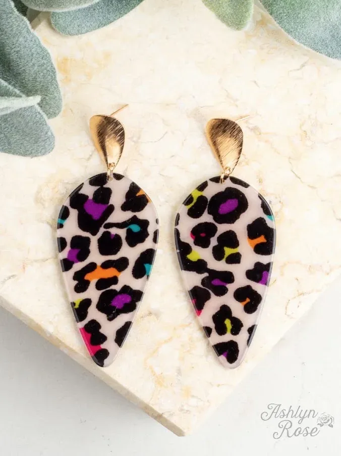Aretes fantasía estilo animal print colores neón