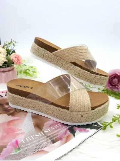Sandalias de plataforma para dama color beige